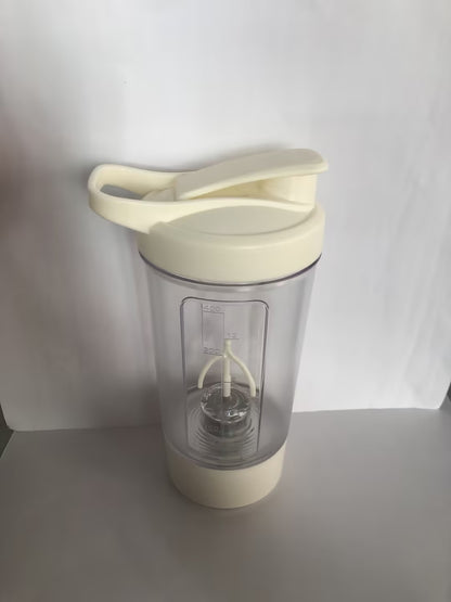 Licuadora pequeña para batidos rápidos o proteínas del GIM etc…1200mAh